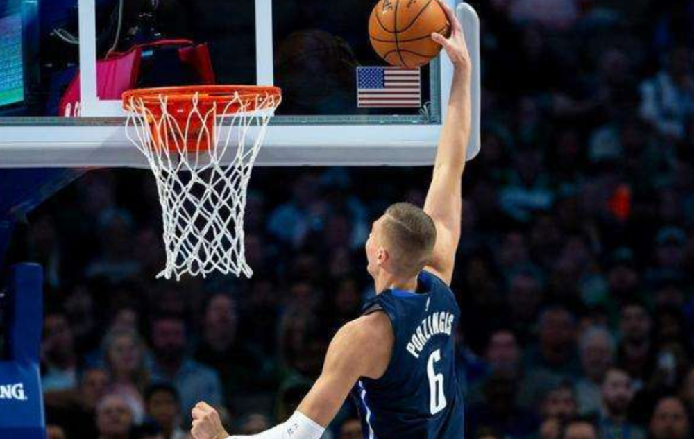  波尔津吉斯高效表现奇才负于篮网